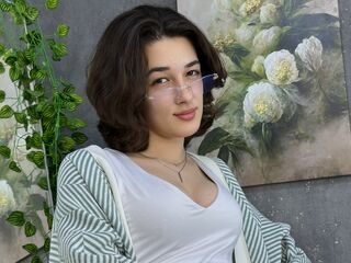 camslut webcam video EdnaRomberg