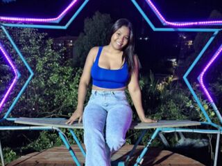 hot live girl EmiVoss