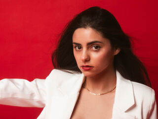 cam girl photo EmiliMua