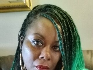 closeup web cam EmpressReign