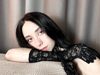 live webcam girl EvaCreek