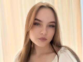 teaser cam EvaMoretti