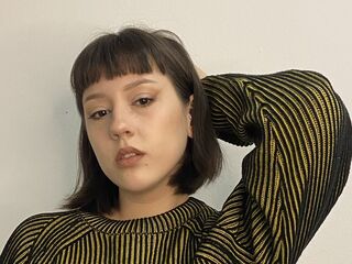 fingering cam girl video FannieRasberry