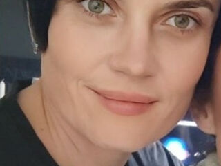 live sexcam FarahBurn