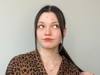 cam girl masturbating FloraDoggett