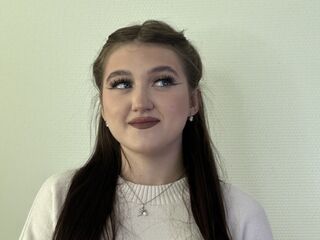 cam girl fingering FridaChoiniere