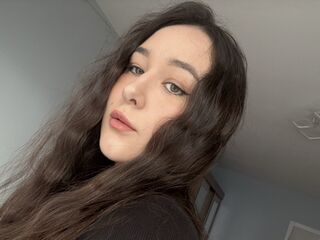 hot cam whore GemmaEvitt