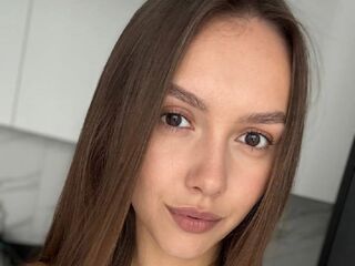 webcamgirl video chat GeralynSchuck