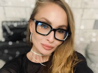 topless cam girl HelenaBoyd