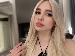 camgirl spreading pussy HildaGeer