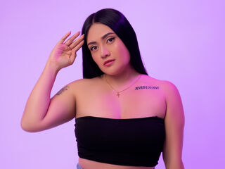 cam girl fingering IvonneNoir