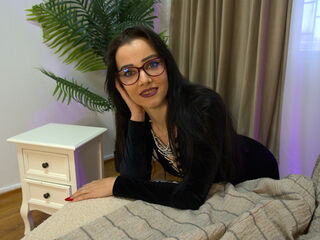 bedroom cam IvyStone