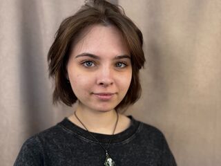 naughty cam girl fingering pussy JaneenEgleton