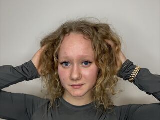 hot cam girl spreading pussy JoieBrunson