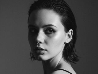 cam bitch JudithSterett