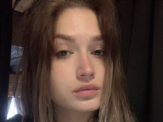 nude cam JulieannGomaz