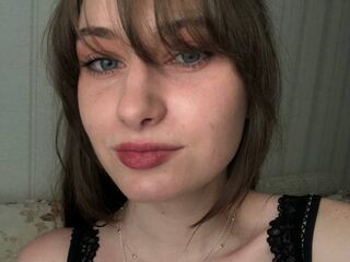 cam girl masturbating with vibrator KattyAnders