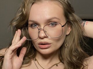 naughty cam girl KattyWests