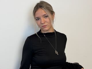 hot cam play KeiraTullier