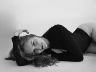 hot striptease cam KolobanovaEva