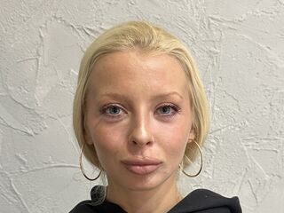 fingering camwhore LanaReals