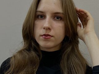 naked cam girl picture LeomaAzimi