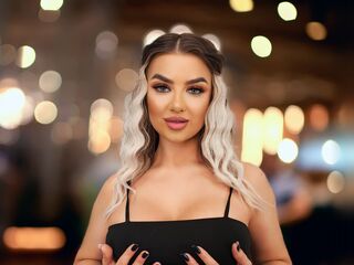 beautiful webcamgirl LexiBlaze