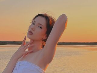 cam girl playing with sextoy LoisOsden