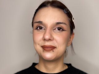 girl webcam show LoniFessel