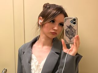 camgirl masturbating with vibrator LoreleiMihm