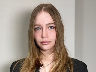 fingering girl webcam  LoriaStepney