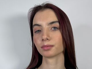 masturbating camgirl LoritaSterry