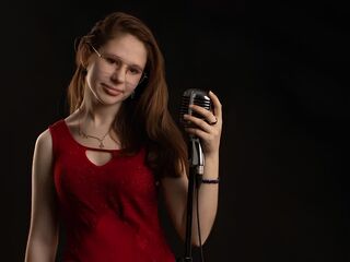 girl porn webcam LucettaDainty
