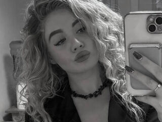 naked webcam girl fingering LucilePapke