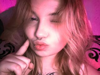 naked webcamgirl video LucileSharples