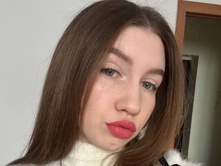 girl webcam show LunaMee