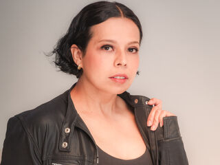 chatroom webcam picture LunaaMorelli