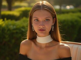 chat room live sex cam LynetHascall