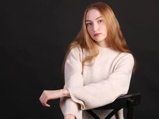 camgirl livesex LynetteCusson