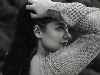camgirl masturbating with dildo LyraMonroe