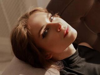 erotic webcam picture MargaretMuller