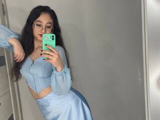 camwhore masturbating with sextoy MariWoods