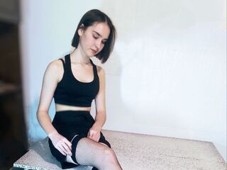 camgirl showing tits MariamEdgin