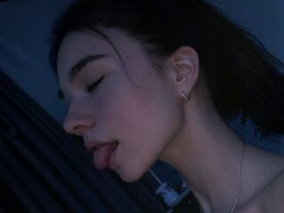 free liveshow MelbaStraub