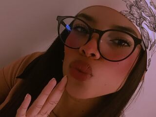 cam girl fingering pussy MeliSmitt