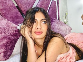 cam girl playing with dildo MelisaGrays