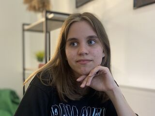 beautiful girl webcam MelisaVonk