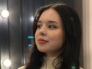 hot cam girl fingering MikiPellon