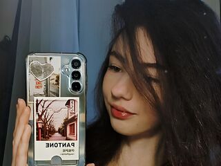 naked girl with webcam masturbating MitziBreech