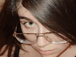 naked girl with webcam masturbating with dildo OpheliaRobinault